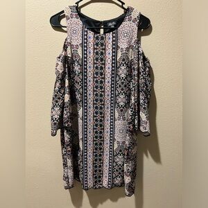 Beautiful Cold Shoulder Dress‎